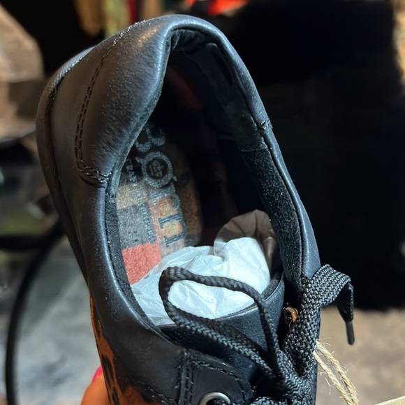 Born Sur Black/Leopard Sneaker 7 BNIB - Picture 7 of 7